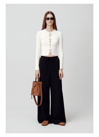 Pull maille fine noeuds