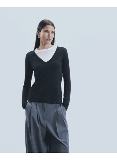 T-shirt Col V Manches Longues