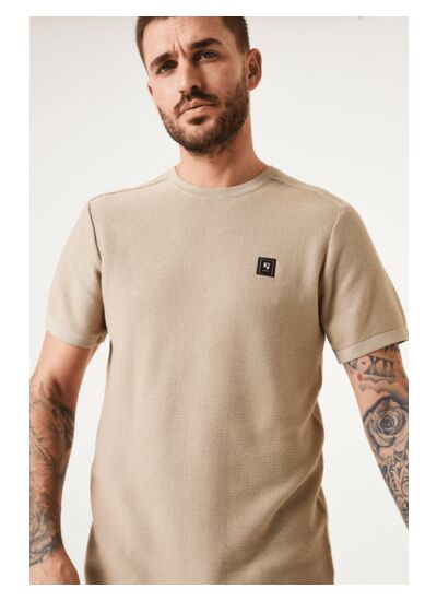 Men T-shirt Brown
