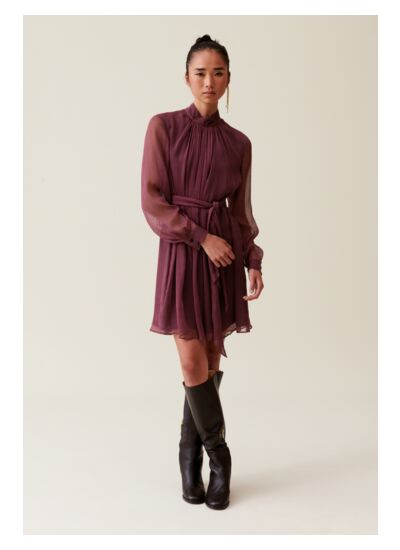 Robe fluide col lavallière
