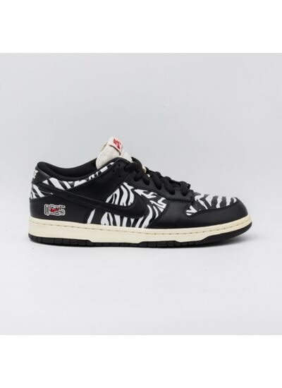Nike Dunk SB Low OG QS Quartersnacks Zebra